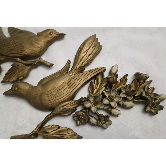 Bird on a Dogwood Limb Wall Slpture By Bart Industries - Formally Syroco S/2 - Picture 5 of 6